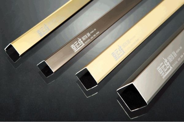 nẹp trang trí Loại màu vàng