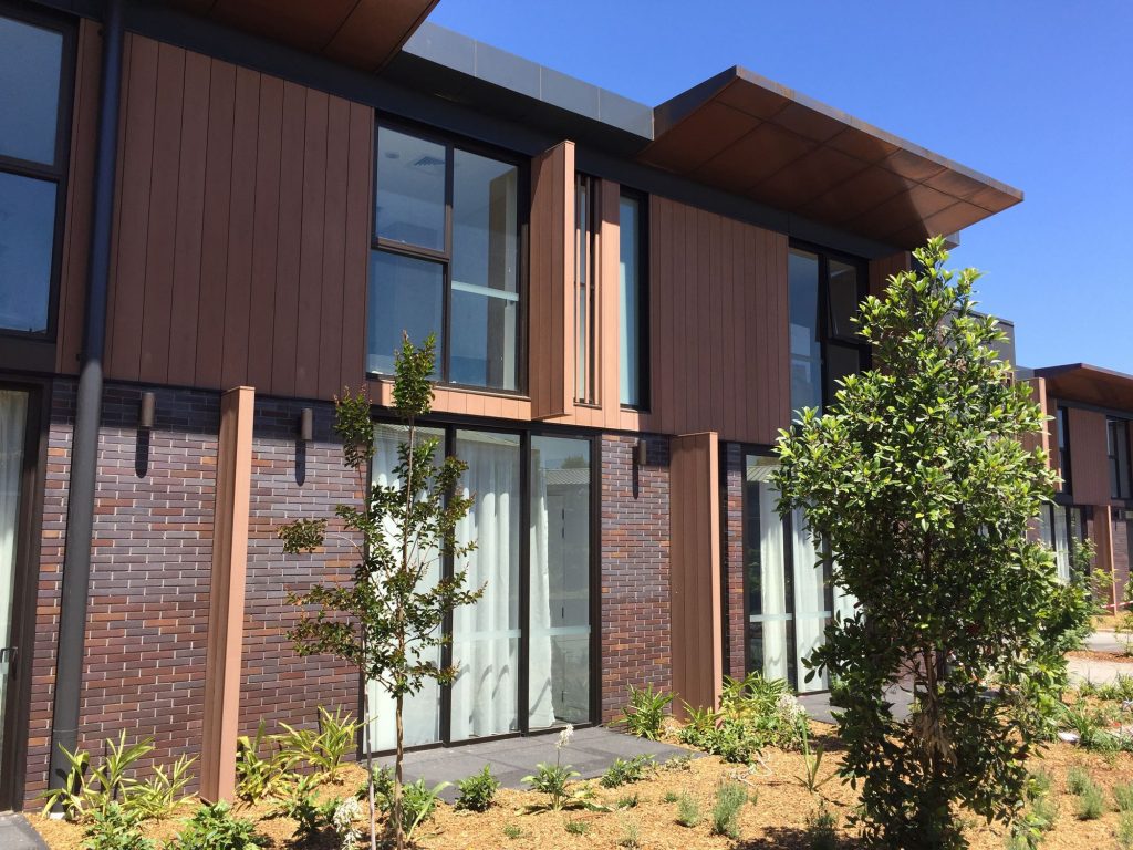 tấm ốp tường chống nóng ngoài trời