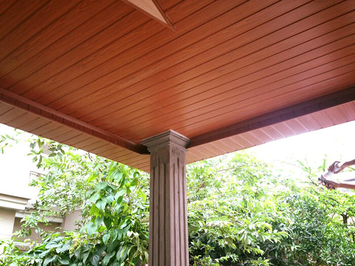 Tấm nhựa giả gỗ ốp trần và báo gía chi tiết