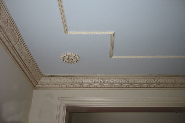 phào chỉ trang trí tường