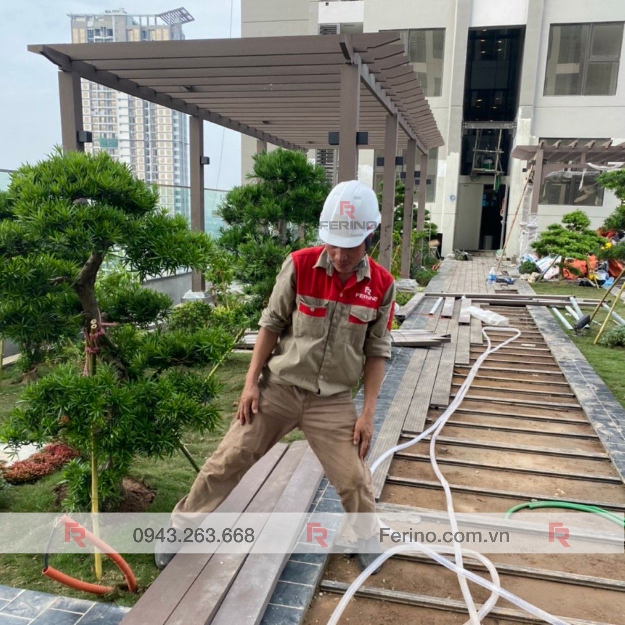 Chuyên thi công lắp đặt sàn gỗ nhựa ngoài trời chất lượng