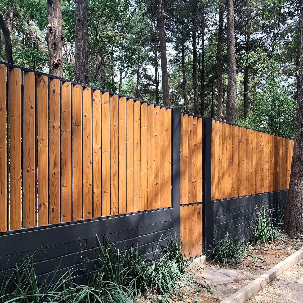 Thi công lam che nắng, pergola, hàng rào, tiểu cảnh