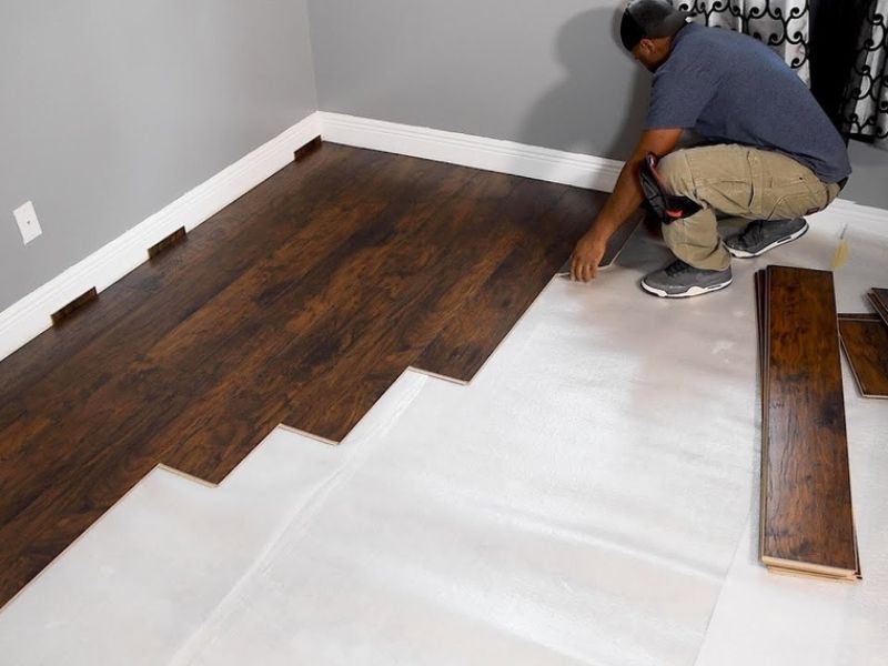 Giá thi công sàn gỗ công nghiệp