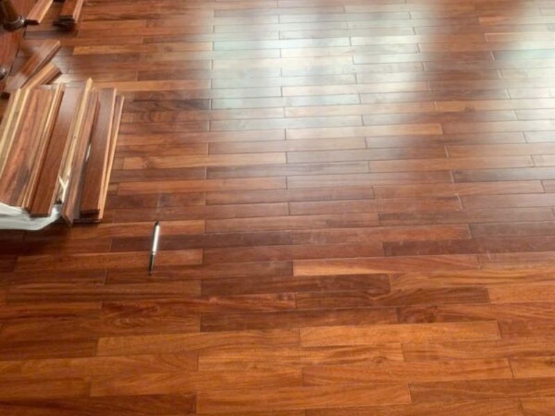 Sàn gỗ tự nhiên bao nhiêu tiền 1m2