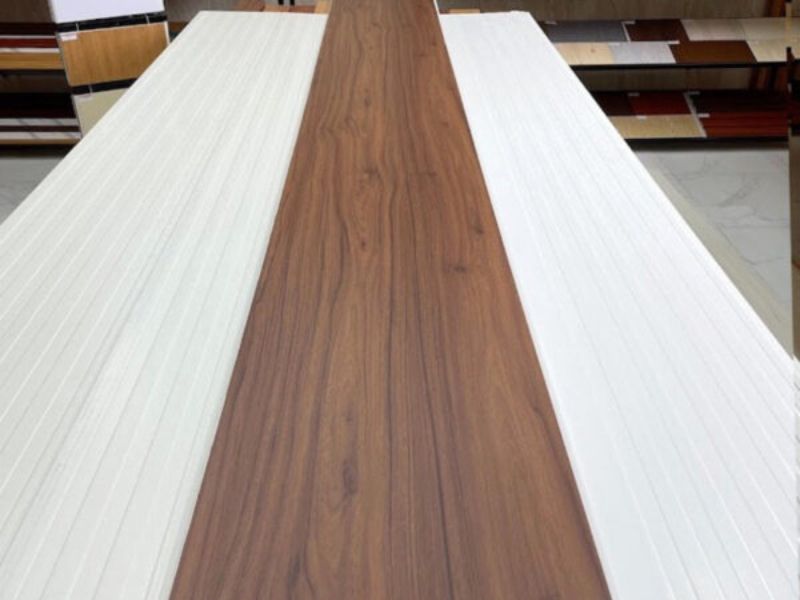 trần nhựa giả gỗ giá bao nhiêu 1m2